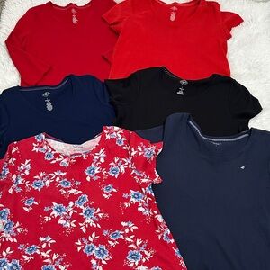 🍏 Bundle of 6 Woman’s T-Shirts Size Large